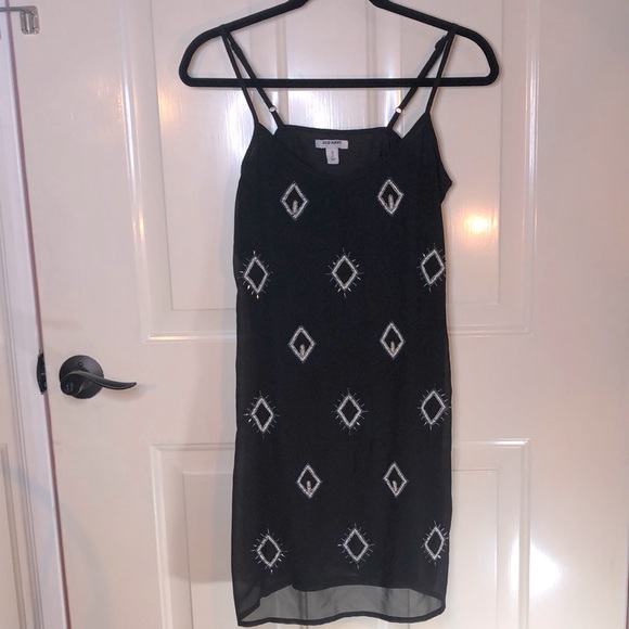 [ SOLD ] Old Navy beaded slip-dress Size XS - Picture 4 of 7